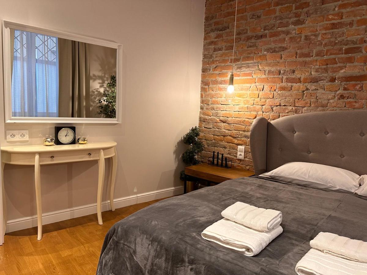 Centrum Apartamenty Stare Miasto Krakow Bagian luar foto