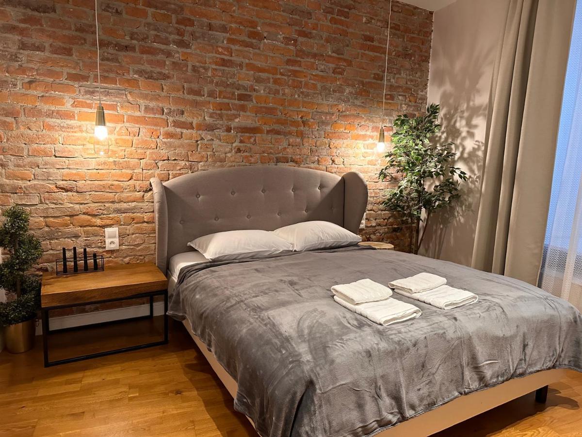Centrum Apartamenty Stare Miasto Krakow Bagian luar foto